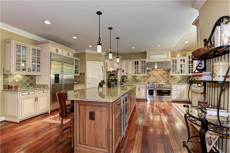 
                            Property Image 24