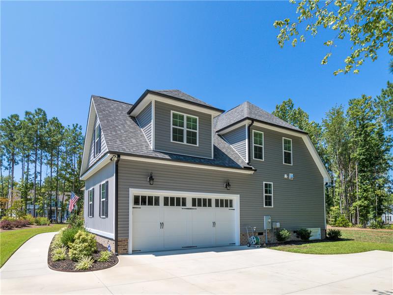 SIDE ENTRY 2 CAR GARAGE