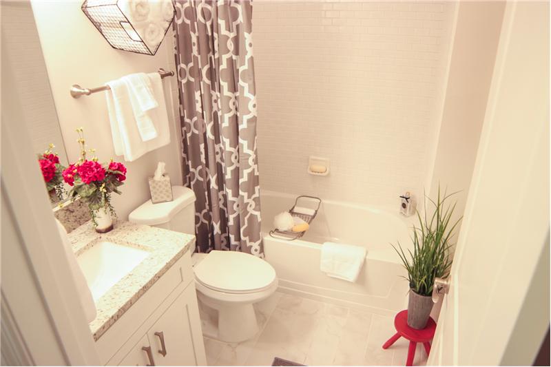 2nd bathroom