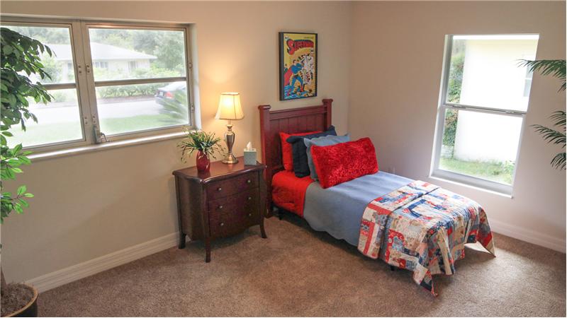2nd bedroom
