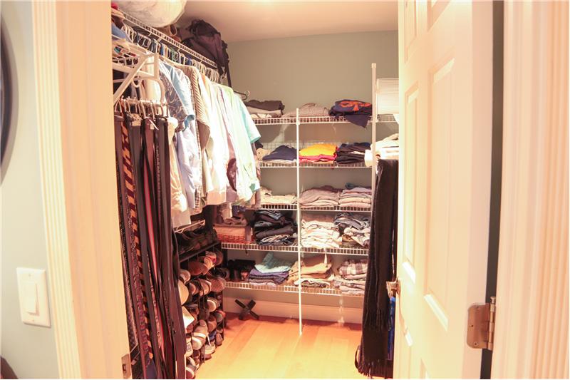 Walk in closet