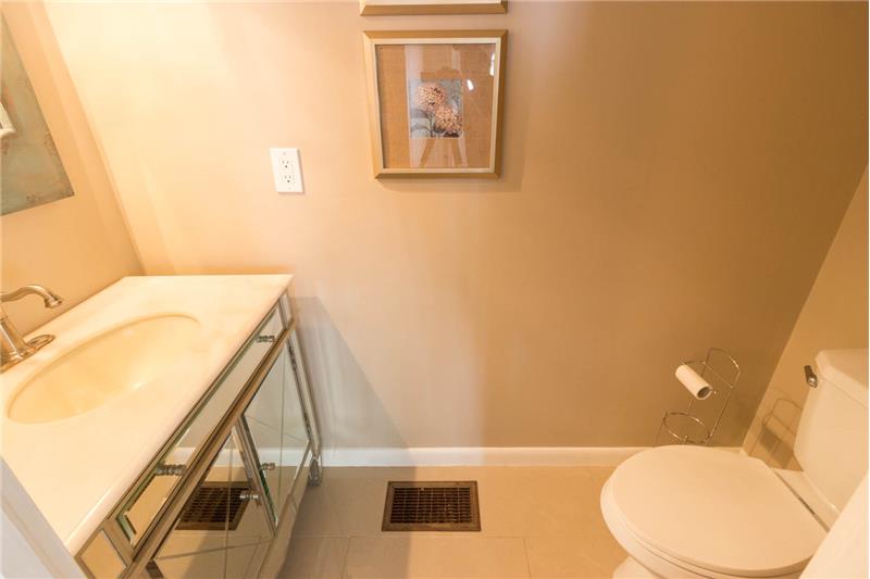 Downstairs guest bathroom