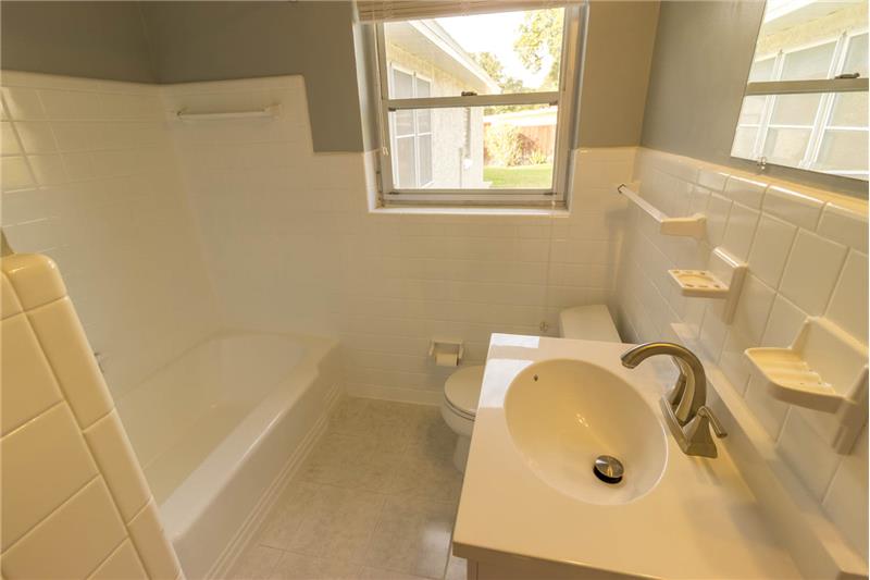 2nd bathroom