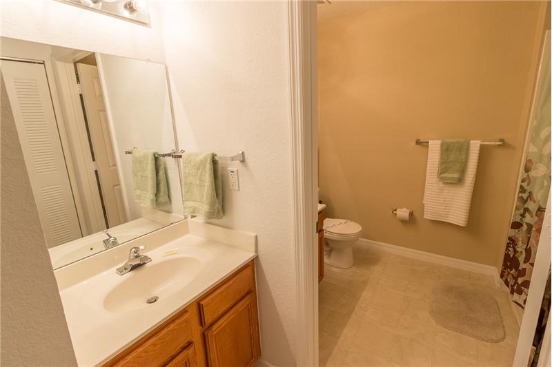 2nd bathroom