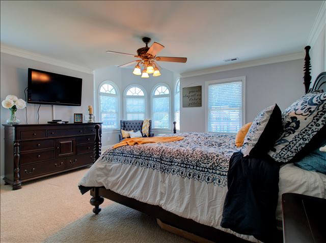 Master Bedroom and Sitting Area Find Homes for Sale in Apex NC