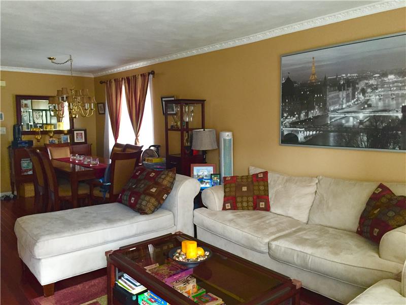 Property pictures of 133 Lyman Ave, Staten Island, NY 10305, USA