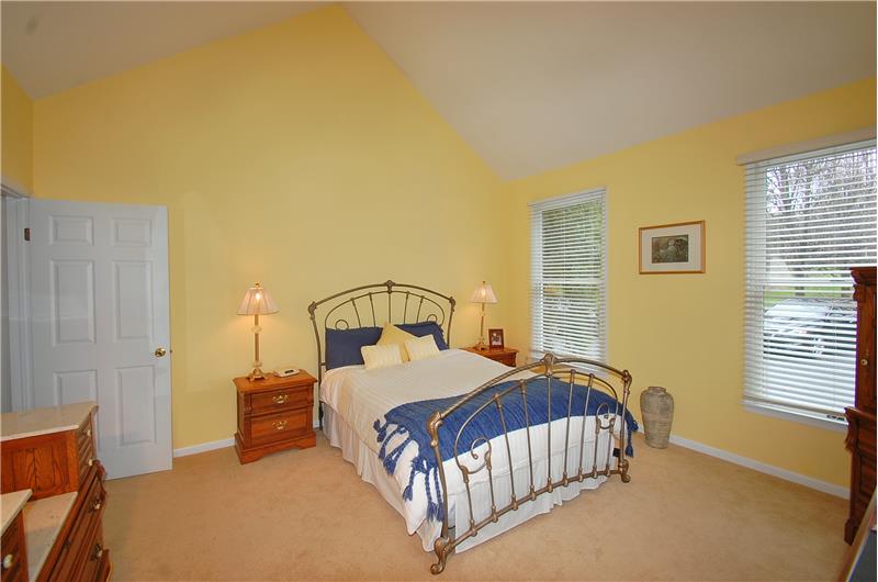 GUEST SUITE ON MAIN LEVEL