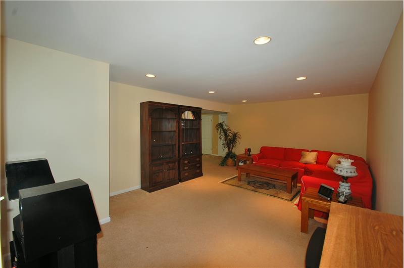 HUGE FINISHED BASEMENT