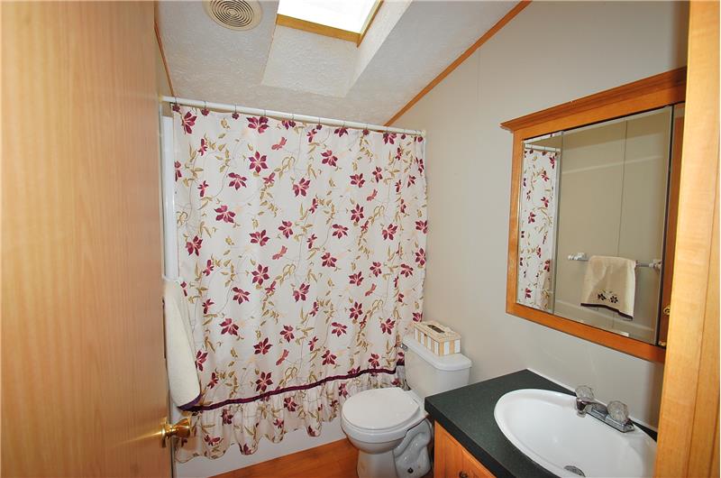 2nd Full Bathroom