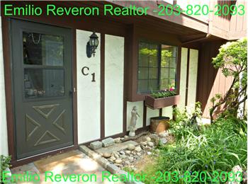 Primary listing photos for listing ID 436730