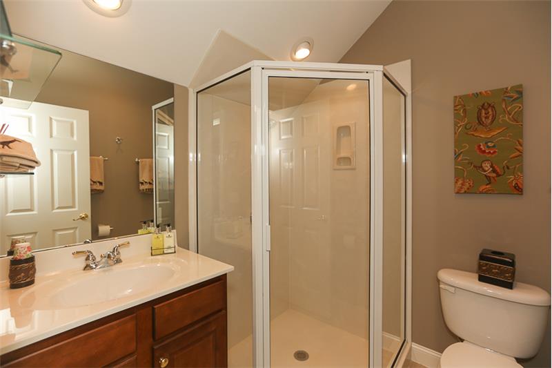 Bedroom 4 or bonus room bathroom