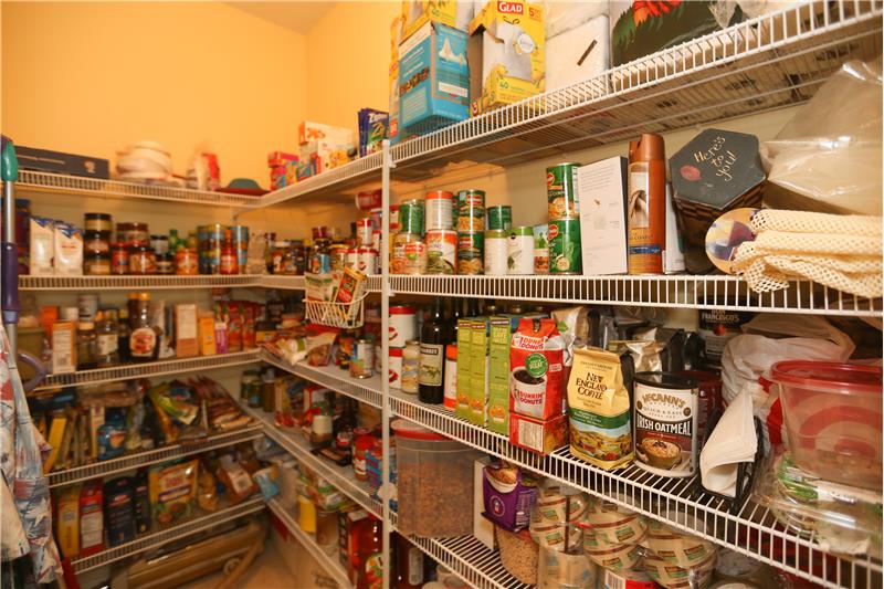 Walk-in Pantry