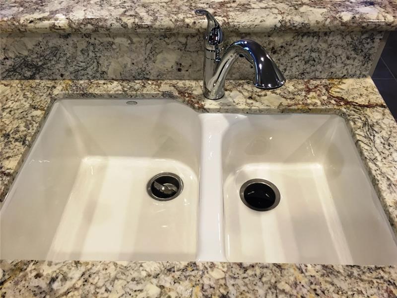 Upgraded sink, fixtures & pipes