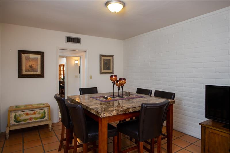 Roomy Dining Area for Large Gatherings