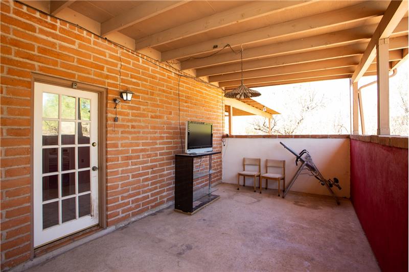 Additional Patio with So Many Possibilities!