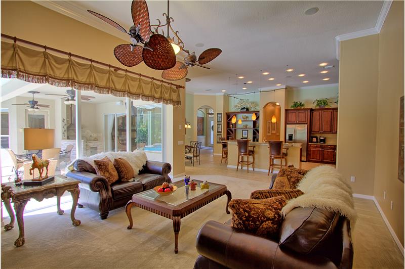 5003 Waydale Lane Tampa, FL 33647_Family Room