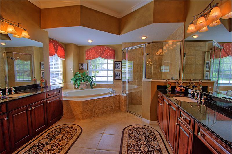 5003 Waydale Lane Tampa, FL 33647_Master Bathroom