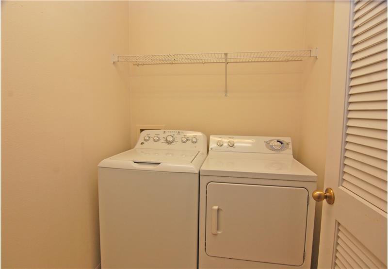 27702 Pleasure Ride Loop Wesley Chapel, FL 33544 - Laundry Room