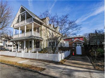 Primary listing photos for listing ID 462422