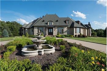 Primary listing photos for listing ID 455180