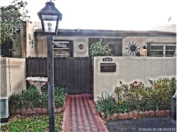 Primary listing photos for listing ID 470490