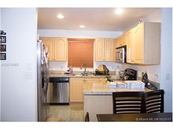 Primary listing photos for listing ID 475315