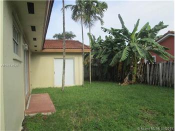 Primary listing photos for listing ID 475727