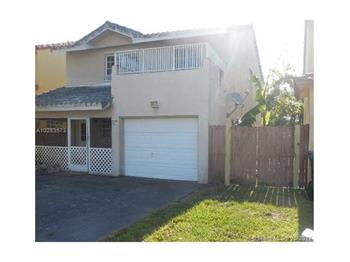 Primary listing photos for listing ID 475728