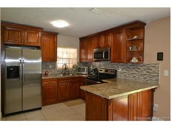 Primary listing photos for listing ID 476259