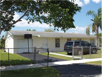 Primary listing photos for listing ID 476772