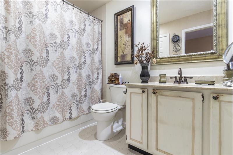 Bathroom Chesterbrook Townhouses for Sale 