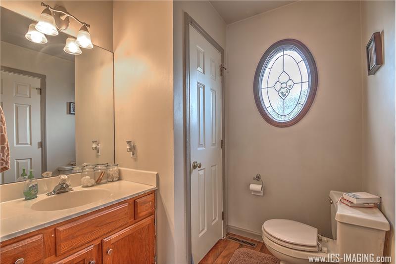 Full Bathroom