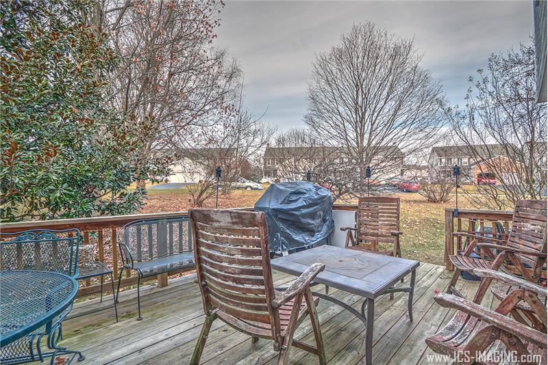 Private Deck