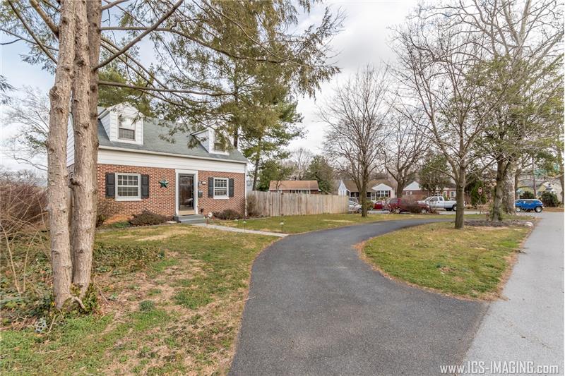 Arch Circle Driveway