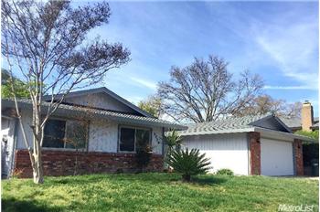 Primary listing photos for listing ID 406614