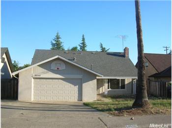 Primary listing photos for listing ID 407204
