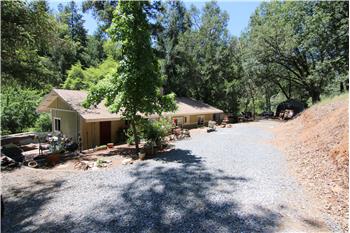 Primary listing photos for listing ID 475619