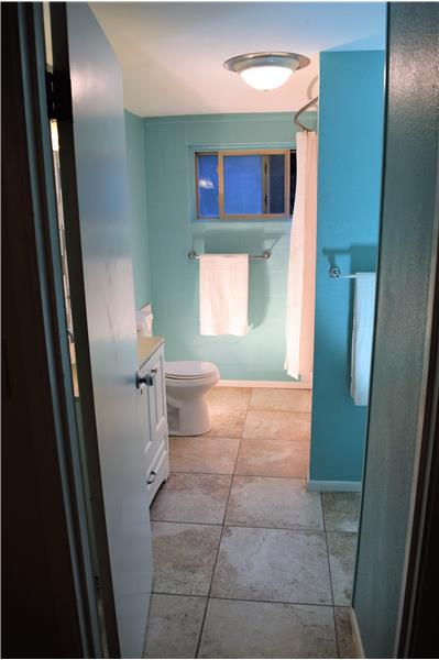 Don't forget to check out the other 3/4 bathroom!