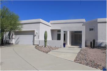 Primary listing photos for listing ID 453904