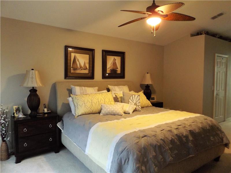 MASTER BEDROOM