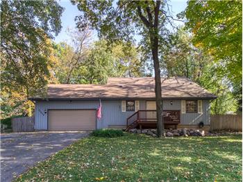 Primary listing photos for listing ID 453369