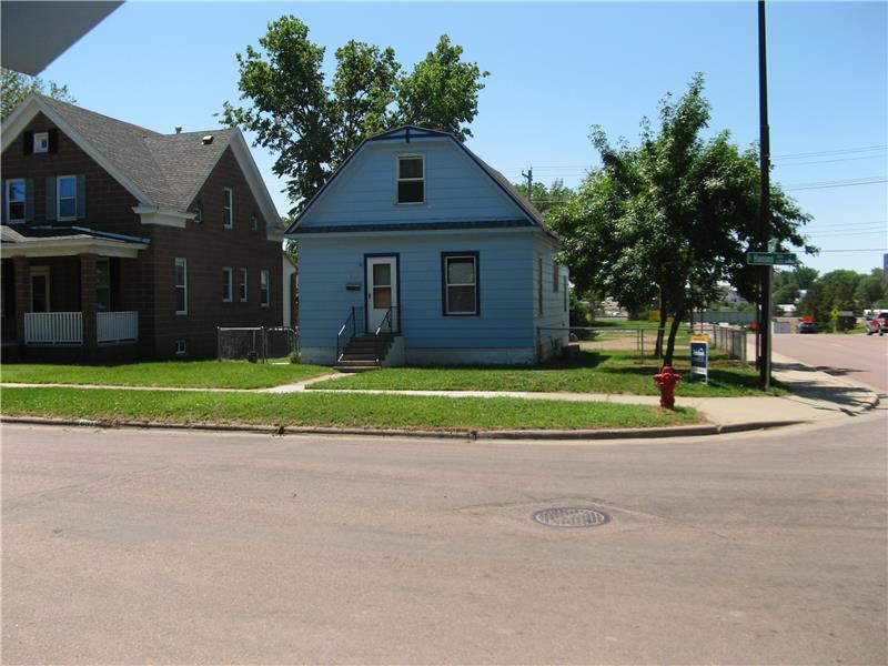 601 E Hanson Ave