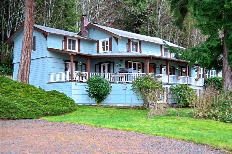 4125 Beach Drive E, Port Orchard, WA