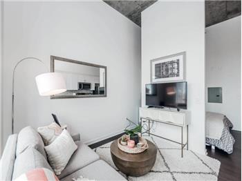 Primary listing photos for listing ID 463821