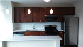 Primary listing photos for listing ID 467914