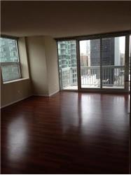 Primary listing photos for listing ID 467915