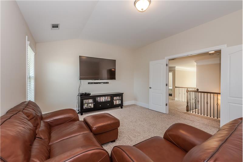 Large bonus room is excellent flex space -- perfect for use as a play room, media room, rec room, exercise room.