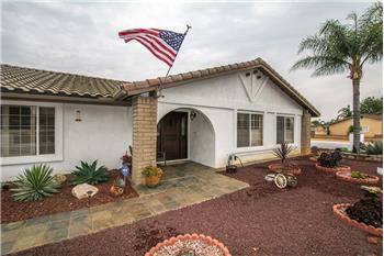 Primary listing photos for listing ID 476372