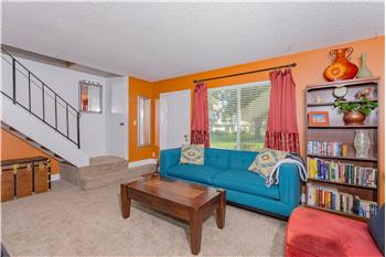 Primary listing photos for listing ID 499033