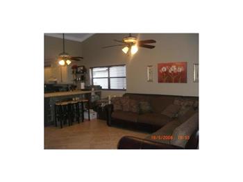 Primary listing photos for listing ID 426753